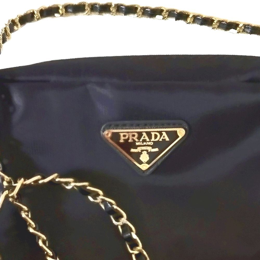 New black Small purse with Zipper and gold Chain belt should purs - Picture 15 of 15